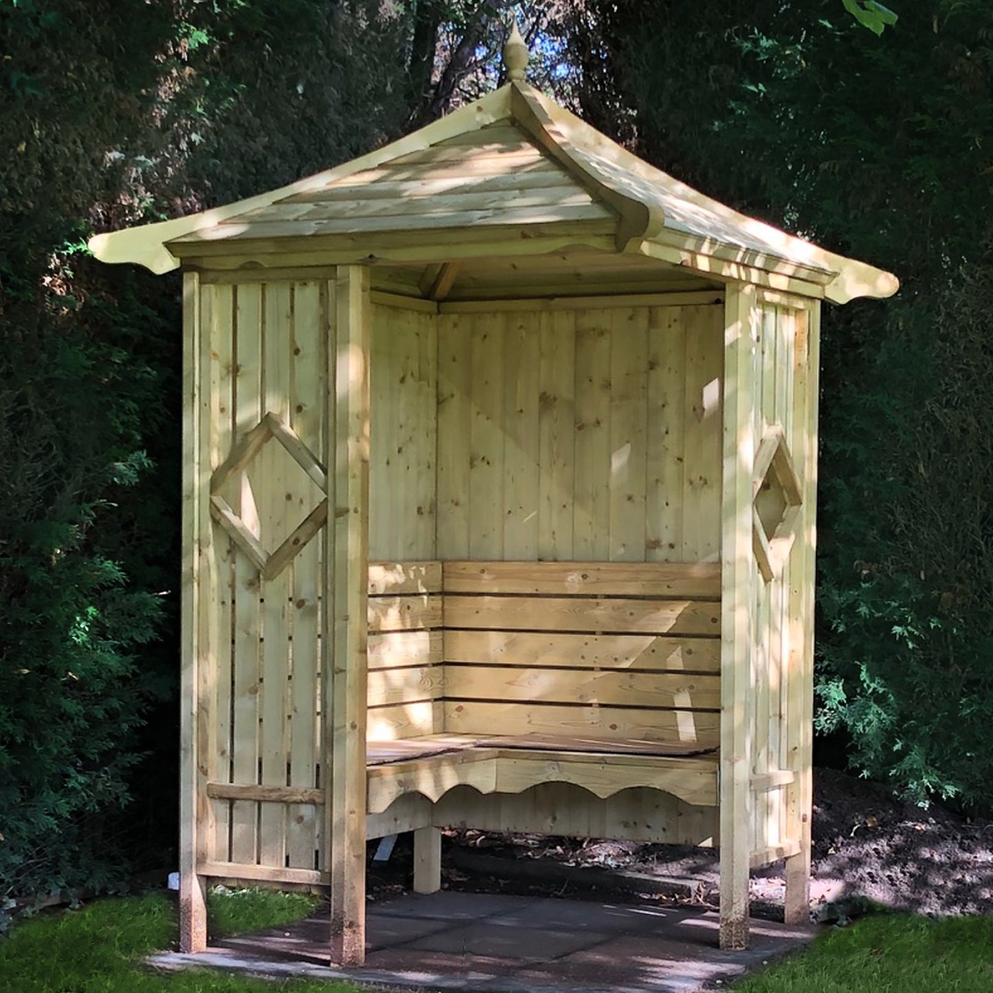 Corner Arbour