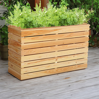 Marta Larch Planter